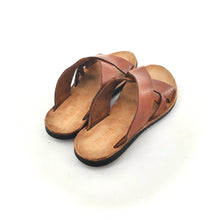 Charger l'image dans la galerie, Mule en Cuir Cognac Veiné Semelle Gomme