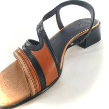 Charger l'image dans la galerie, Sandale Petit Talon Trotteur en Cuir Noir Cognac et Beige