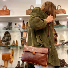 Charger l'image dans la galerie, Sac Bandoulière Pochette en Cuir Cuoio