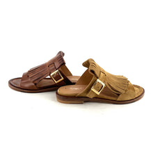 Charger l'image dans la galerie, Sandale Large Patte Frangée en Daim Sable