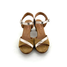 Charger l'image dans la galerie, Sandale à Talon en Daim Sable et Cuir Platine