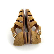 Charger l'image dans la galerie, Sandale Méduse en Daim Sable