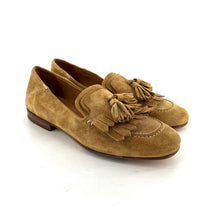 Charger l'image dans la galerie, Mocassin Patte Frangée et Pomponbs en Daim Sable