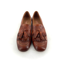 Charger l'image dans la galerie, Mocassin Patte Frangée et Pompons en Cuir Camel