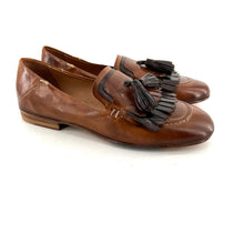 Charger l'image dans la galerie, Mocassin Patte Frangée et Pompons en Cuir Camel et Marron