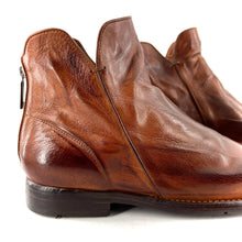 Charger l'image dans la galerie, Boots Zippé Arrière en Cuir Patiné Cognac