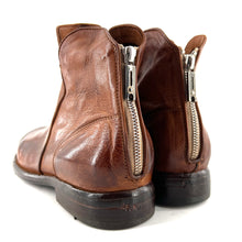 Charger l'image dans la galerie, Boots Zippé Arrière en Cuir Patiné Cognac