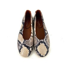 Charger l'image dans la galerie, Ballerine ÉGLANTINE en Cuir Imprimé Python