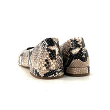 Charger l'image dans la galerie, Ballerine ÉGLANTINE en Cuir Imprimé Python