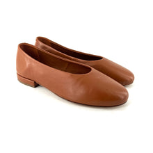 Charger l'image dans la galerie, Ballerine ÉGLANTINE en Cuir Camel