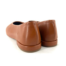 Charger l'image dans la galerie, Ballerine ÉGLANTINE en Cuir Camel