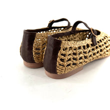 Charger l'image dans la galerie, Ballerine en Raphia Naturel et Cuir Marron