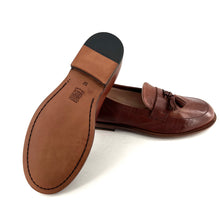 Charger l'image dans la galerie, Mocassin à Pompons en Cuir Ultra Souple Camel