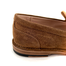 Charger l'image dans la galerie, Mocassin Patte Frangée en Daim Marron