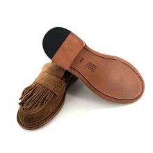 Charger l'image dans la galerie, Mocassin Patte Frangée en Daim Marron