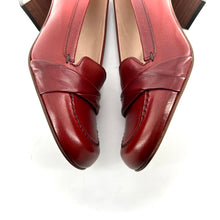 Charger l'image dans la galerie, Mocassin Petit Talon Trotteur en Cuir Brique