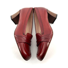 Charger l'image dans la galerie, Mocassin Petit Talon Trotteur en Cuir Brique