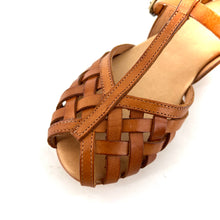 Charger l'image dans la galerie, Sandale Tressée en Cuir Camel