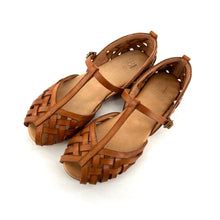 Charger l'image dans la galerie, Sandale Tressée en Cuir Camel