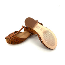 Charger l'image dans la galerie, Sandale Tressée en Cuir Camel