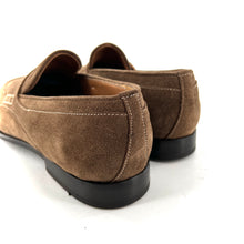 Load image into Gallery viewer, Mocassin en Daim Taupe