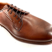 Load image into Gallery viewer, Derby Semelle Débordante en Cuir Camel