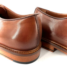 Load image into Gallery viewer, Derby Semelle Débordante en Cuir Camel