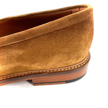 Load image into Gallery viewer, Mocassin Semelle Débordante en Daim Sable Foncé