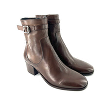 Load image into Gallery viewer, Boots Talon Trotteur Zippé Intérieur en Cuir Chocolat