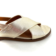 Charger l'image dans la galerie, Sandale AXELLE en Cuir Pailleté Doré Clair