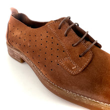 Charger l'image dans la galerie, Derby en Daim et Daim Perforé Camel