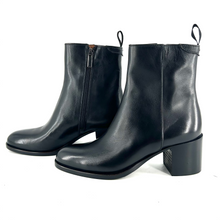 Charger l'image dans la galerie, Boots Talon Trotteur Zippé Intérieur en Cuir Noir