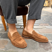 Charger l'image dans la galerie, Mocassin Ultra-Souple en Daim Cognac