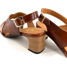 Charger l'image dans la galerie, Sandale Talon Trotteur en Cuir Cognac Veiné