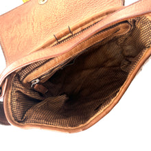 Load image into Gallery viewer, Sac TOP FLAP en Cuir Café Caramel