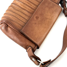 Load image into Gallery viewer, Sac TOP FLAP en Cuir Café Caramel