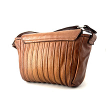 Load image into Gallery viewer, Sac TOP FLAP en Cuir Café Caramel
