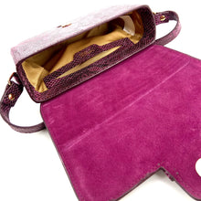 Charger l'image dans la galerie, Sac LOUISE en Cuir Mauve Imprimé Python