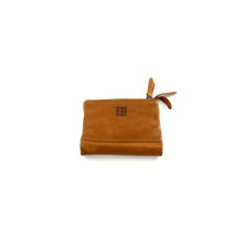 Charger l'image dans la galerie, Portefeuille en Cuir Moutarde PM