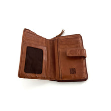 Charger l'image dans la galerie, Portefeuille en Cuir Camel MM