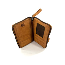 Charger l'image dans la galerie, Portefeuille en Cuir Moutarde GM