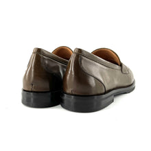 Load image into Gallery viewer, Mocassin Ultra-Souple en Cuir Kaki