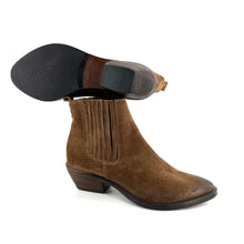 Load image into Gallery viewer, Boots Tiag Élastiquée en Daim Sigaro