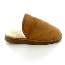 Load image into Gallery viewer, Chaussons en Peau Lainée Camel Semelle Antidérapante
