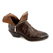 Load image into Gallery viewer, Boots Tiag en Cuir et Python Marron