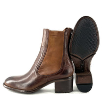 Load image into Gallery viewer, Boots Talon Trotteur en Cuir Corteccia