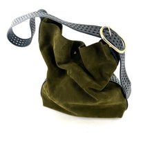 Charger l'image dans la galerie, Sac LE ENZO en Velours Leccio et Cuir Marine