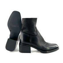 Load image into Gallery viewer, Boots Talon Trotteur Zippé Intérieur en Cuir Noir