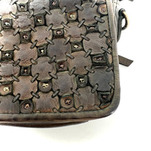 Charger l'image dans la galerie, Sac Bandoulière Patchwork de Cuir Kaki