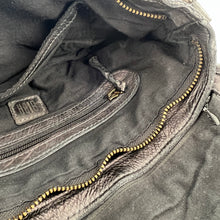 Charger l'image dans la galerie, Sac Bandoulière Patchwork de Cuir Noir